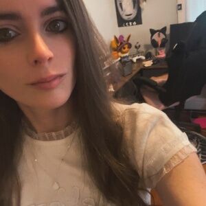 Meet your Posher, Rayna